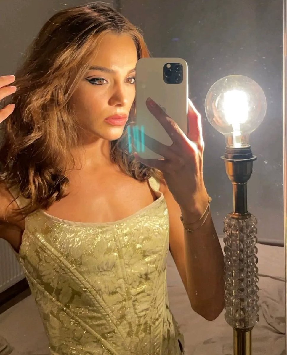 lari🔆 tweet media