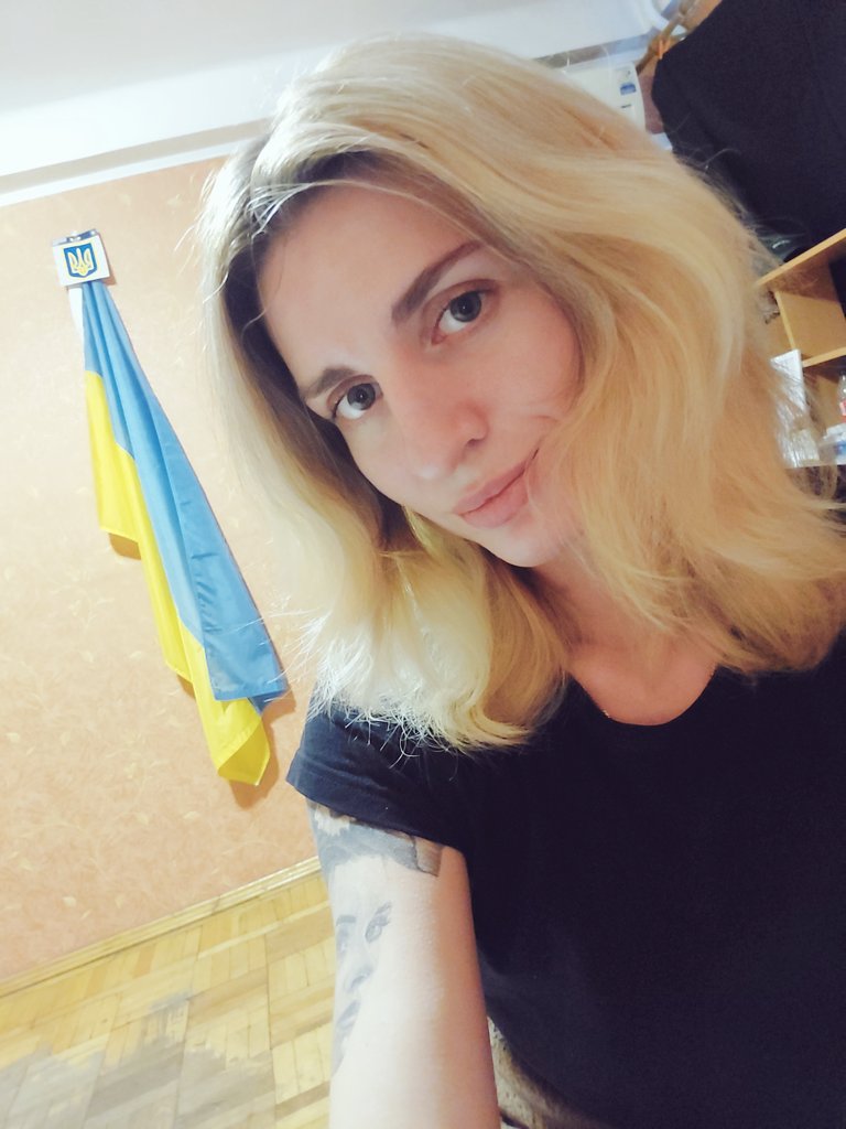 Ластівка tweet media