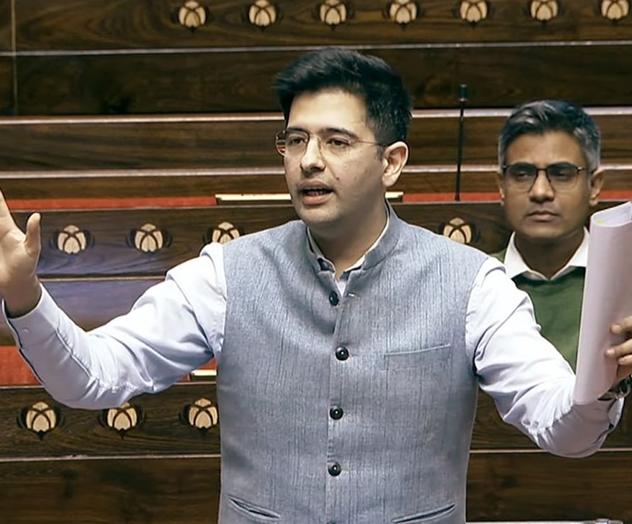 आप पार्टी ने राघव चड्ढा को निकाल कर बहुत बड़ी गलती की है l 
शायद अब आप पार्टी दिल्ली में आए l

विनाश काले विपरीत बुद्धि l 💔😔