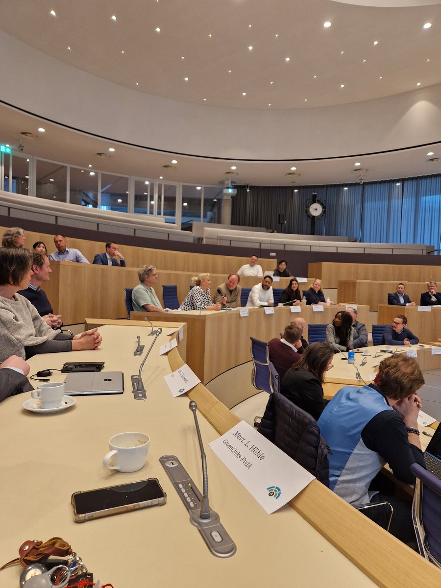 FVD Almere tweet media