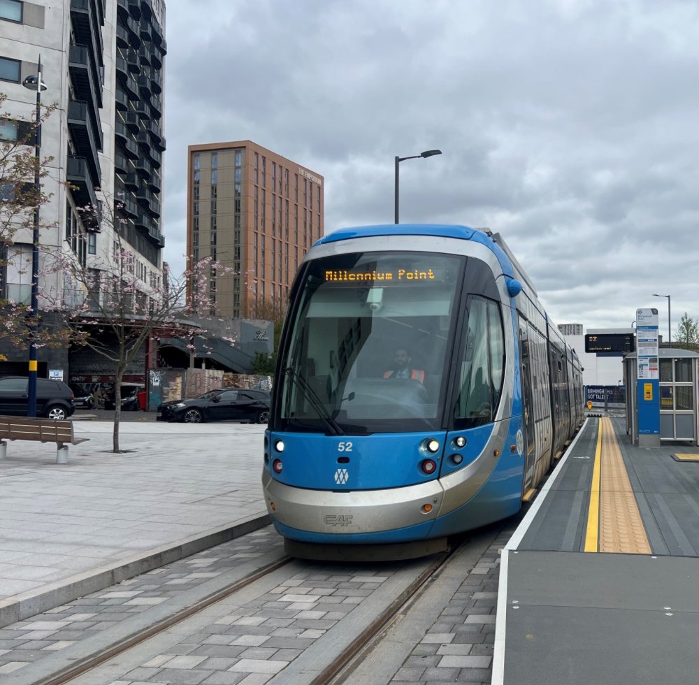 West Midlands Metro tweet media