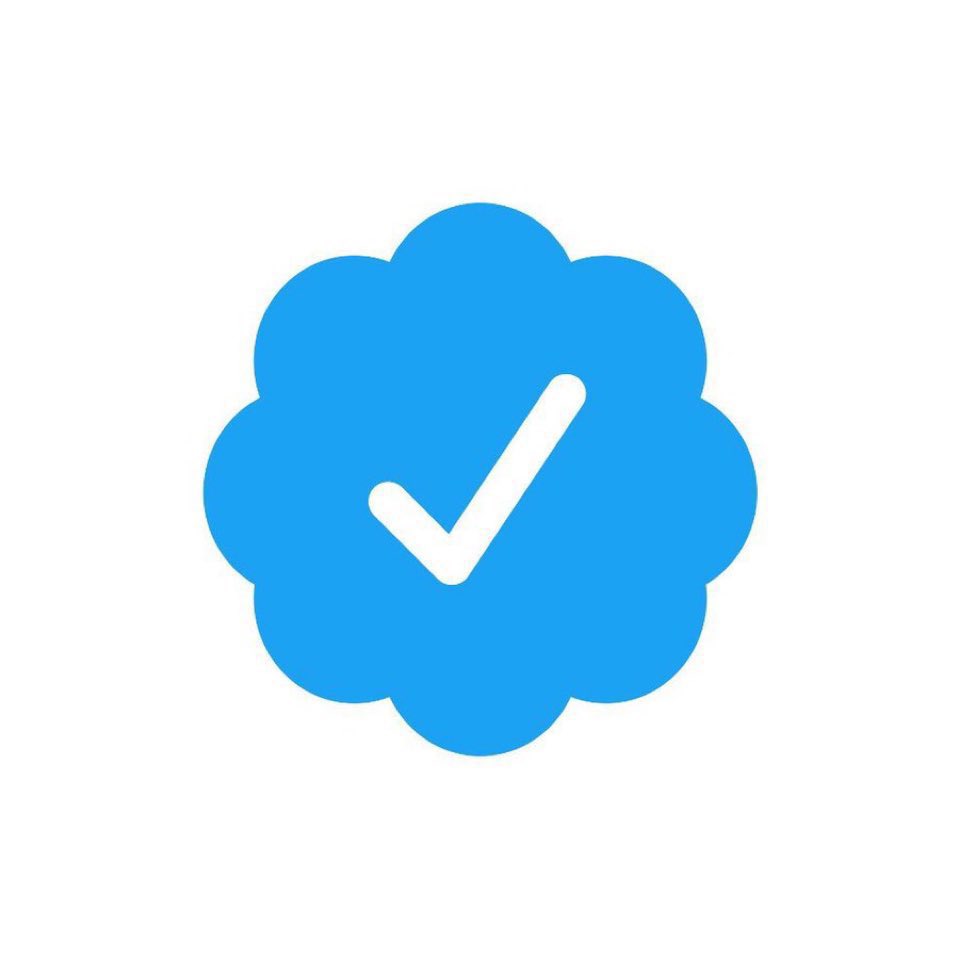 لينا tweet media