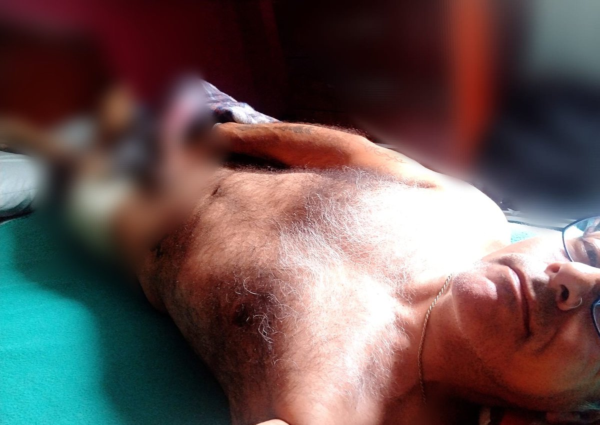 Rod latín hairy tweet media