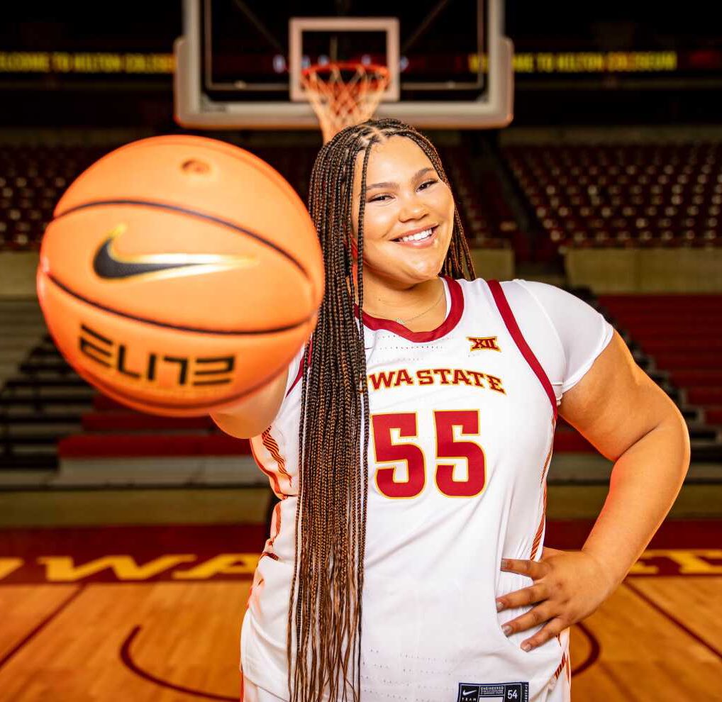 I talk hoops 🏀 tweet media