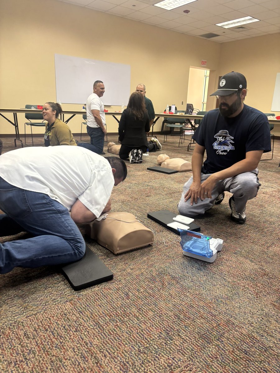 Rachel 👩👦👦 tweet media