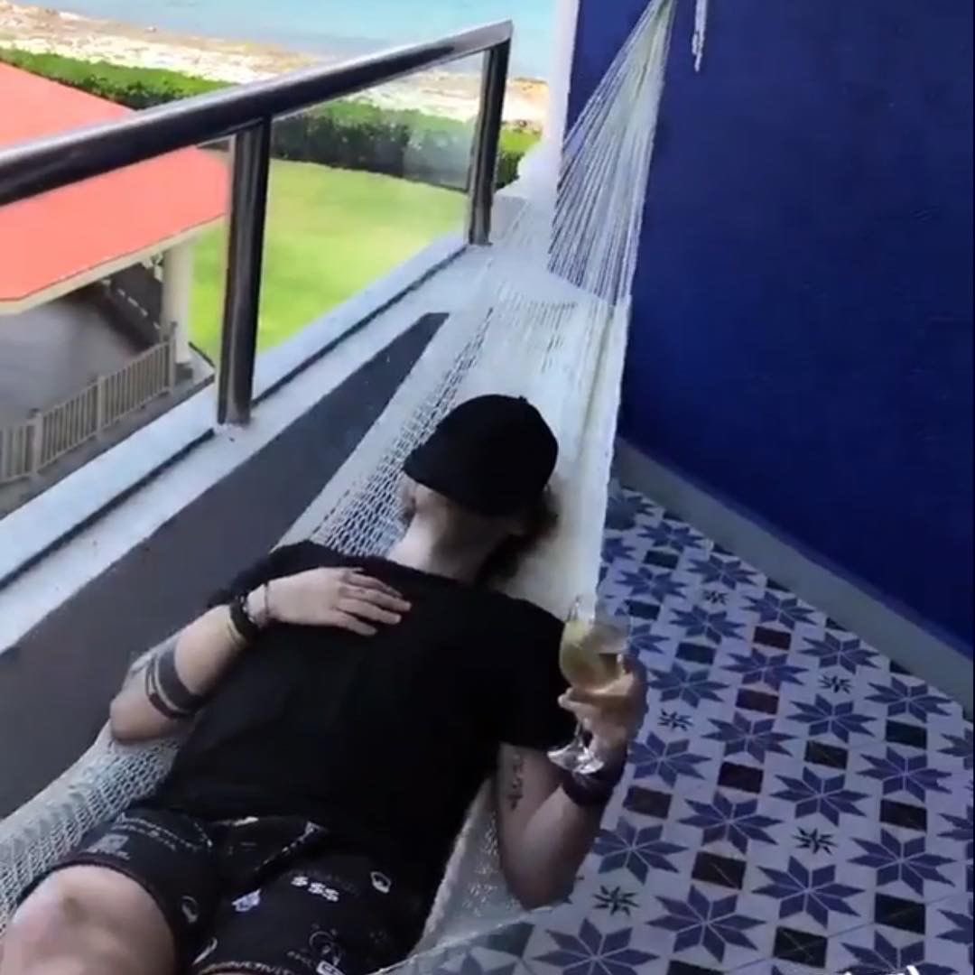 Michael Clifford Crave tweet media