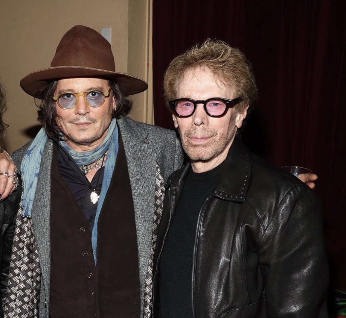 Arwen sparrow 🏴☠️ tweet media