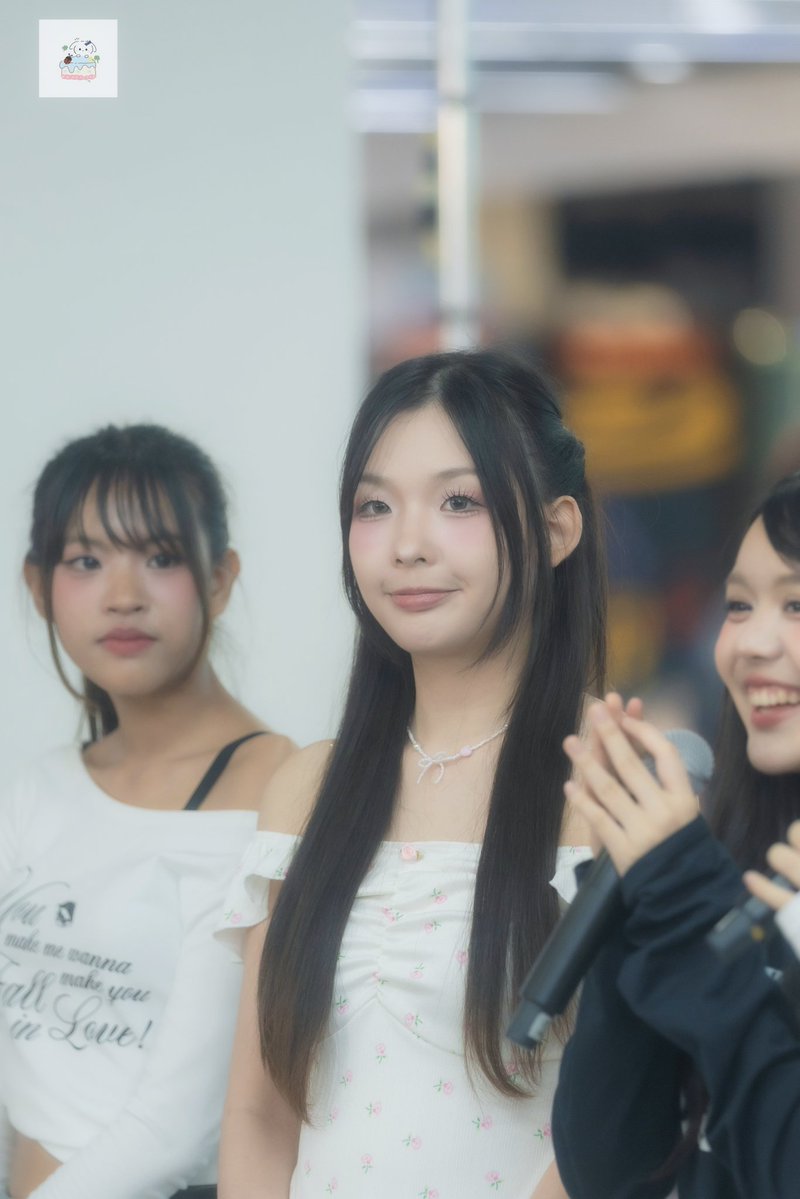 Tŧ🐇🌕💕 tweet media