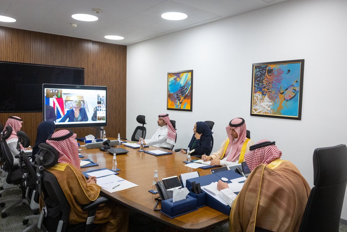 عضوان الأحمري tweet media