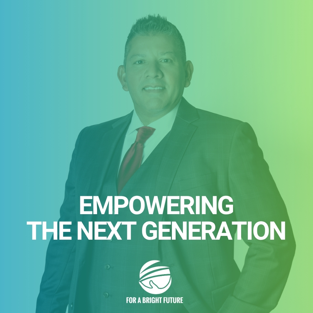 FABrightFuture's tweet photo. Louis Hernandez Jr. has made a transformative $500K annual commitment to For A Bright Future Foundation, supporting underserved students through scholarships and programs that create real opportunities.

Learn more: https://t.co/mK5egqFmsC

#ForABrightFuture https://t.co/oMvWr9yXNx
