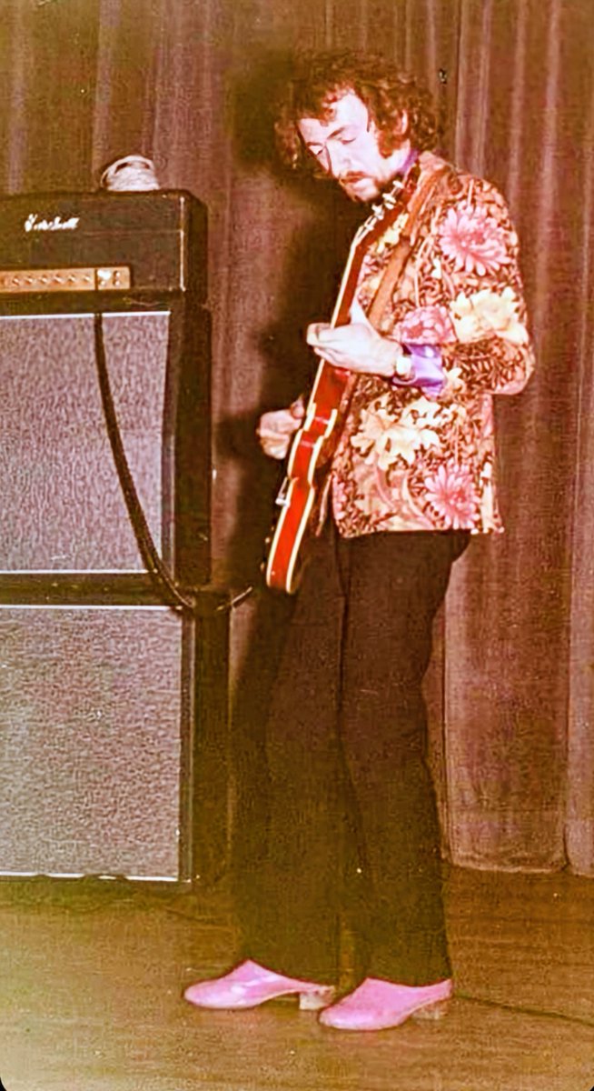 James William ஜ tweet media