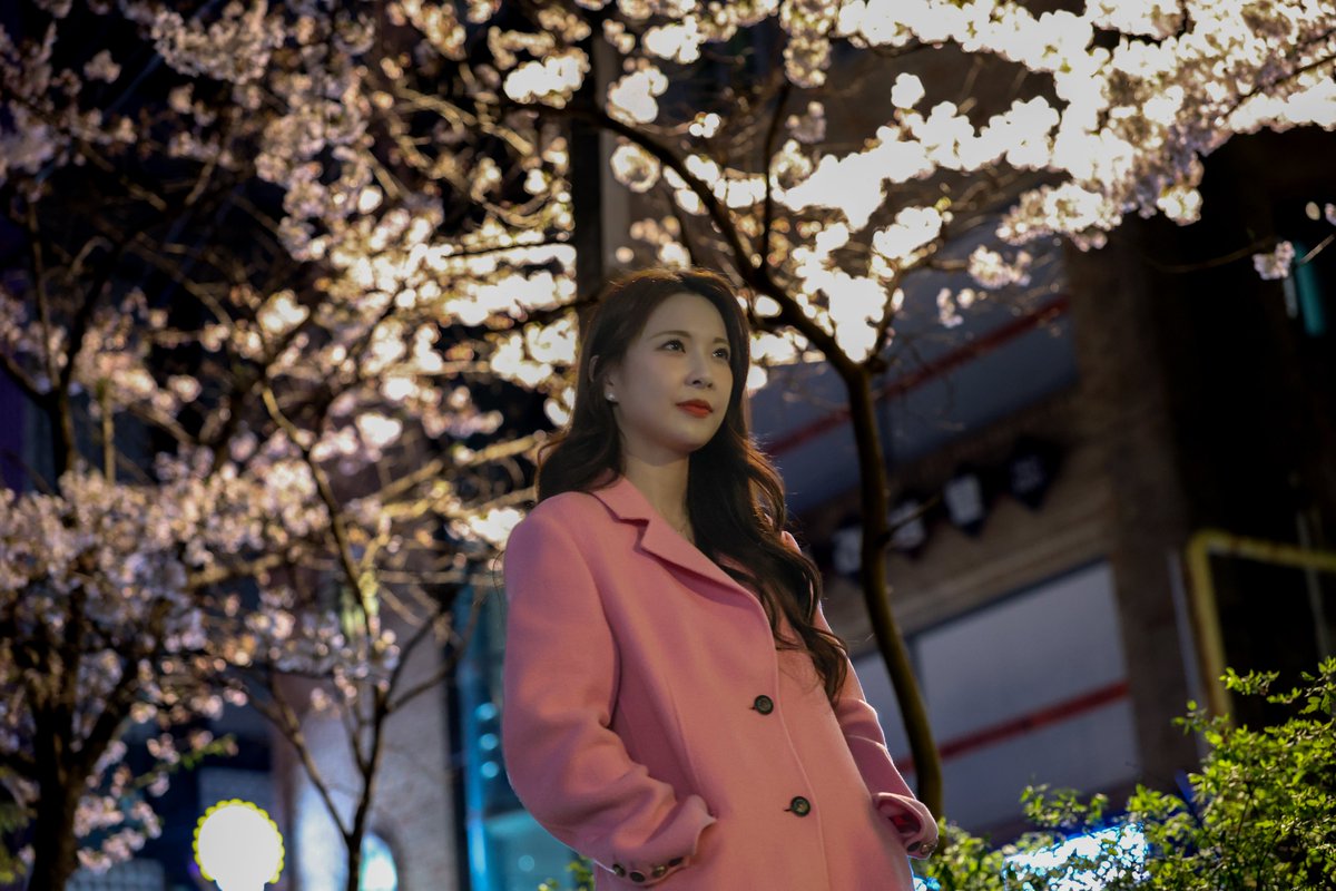 17171771 tweet media