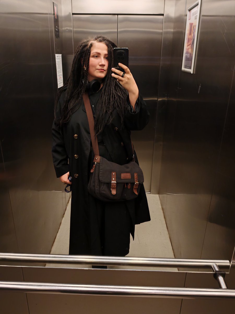 Стомлены агент параноі tweet media