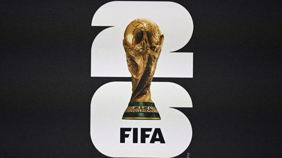MercatoPlein's tweet photo. 🚨🏆 La Coupe du Monde 2026 va être reportée afin de permettre aux joueurs du PSG de se préparer pour la Ligue des Champions 2026-2027. ❌
(🗞️ Vincent Lablonde)
#psg #labrune #nasser https://t.co/F7TJBOdbfC