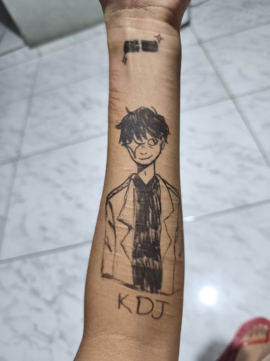 depressed Miles Edgeworth || shtwt tweet media