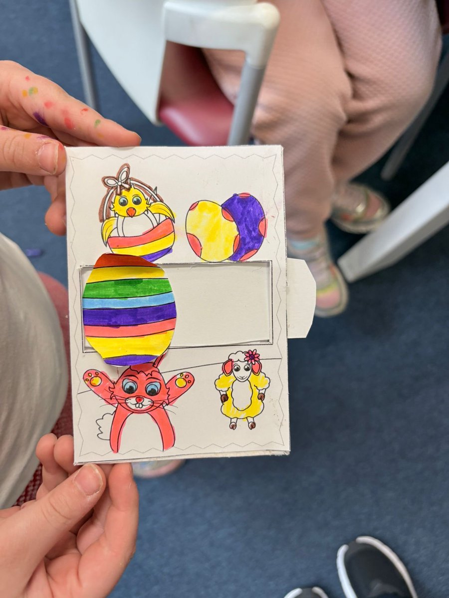 ElthamLibrary's tweet image. We love making at #ElthamLibrary children’s #CraftClub! This week we made Easter 🐣 themed cards, using different colours and shapes! 🎨🖍️ Join us on Wednesdays from 3.45-4.45 to make friends, borrow books + #Craft! #LoveYourLibrary