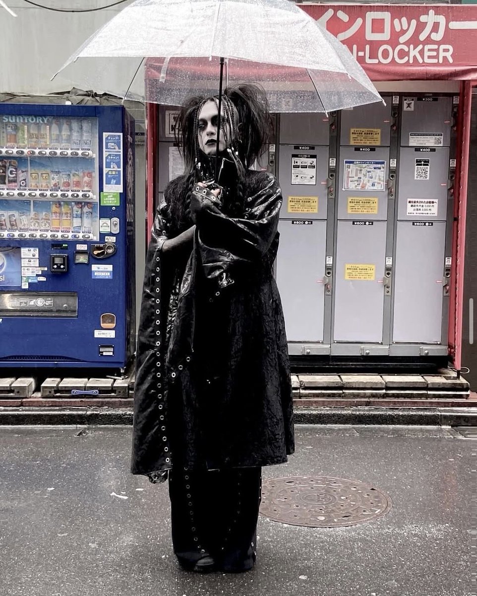 ( ´ㅅ`)；　ame tweet media