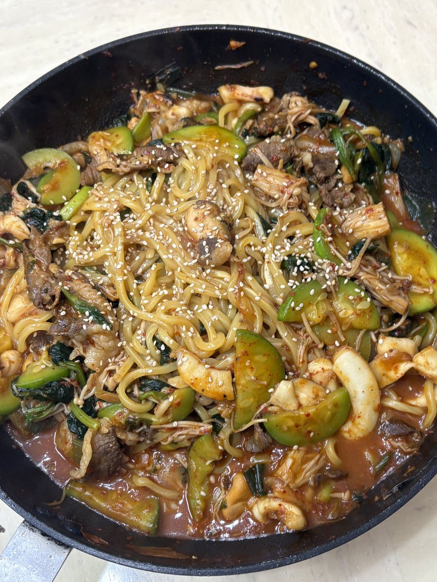 쌉친녀 tweet media