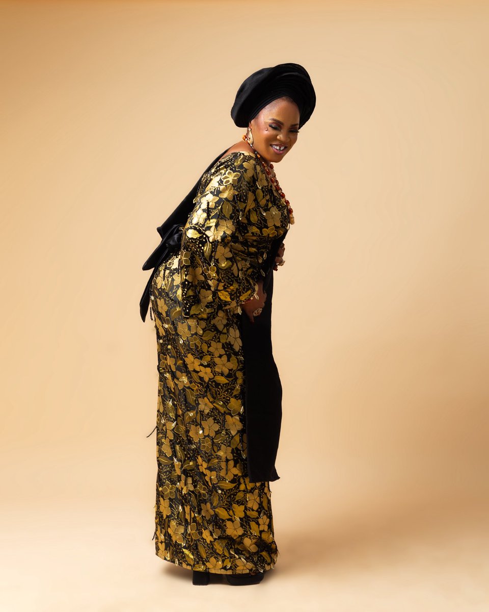 the.girllens. tweet media