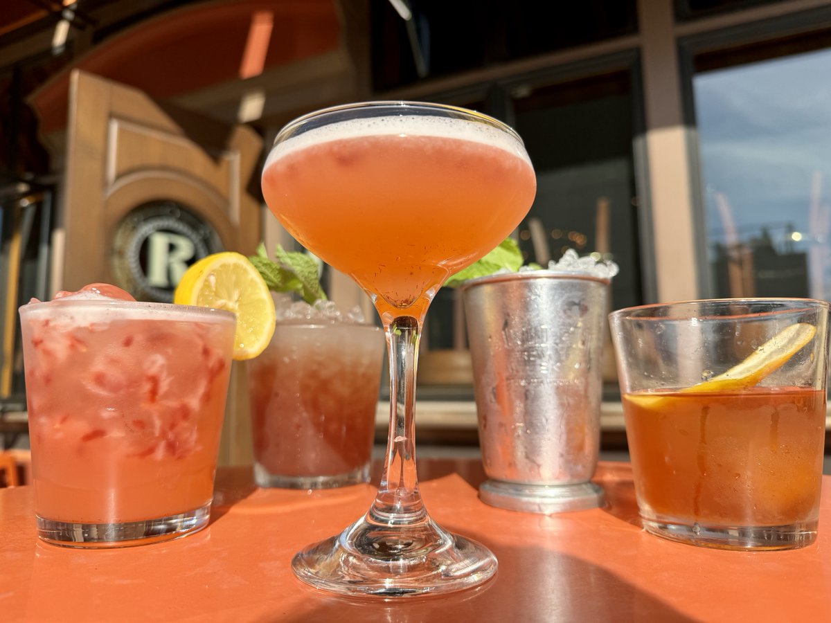 Rough week? Let’s make some poor decisions in high-end glassware. Doors open at 4pm. 🫎 🥂