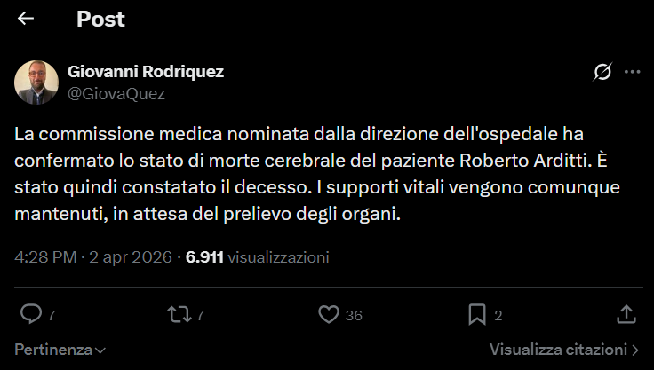 I supporti "vitali" a una persona "morta"? Neanche di fronte al lutto la narrazione si ferma. Anzi.