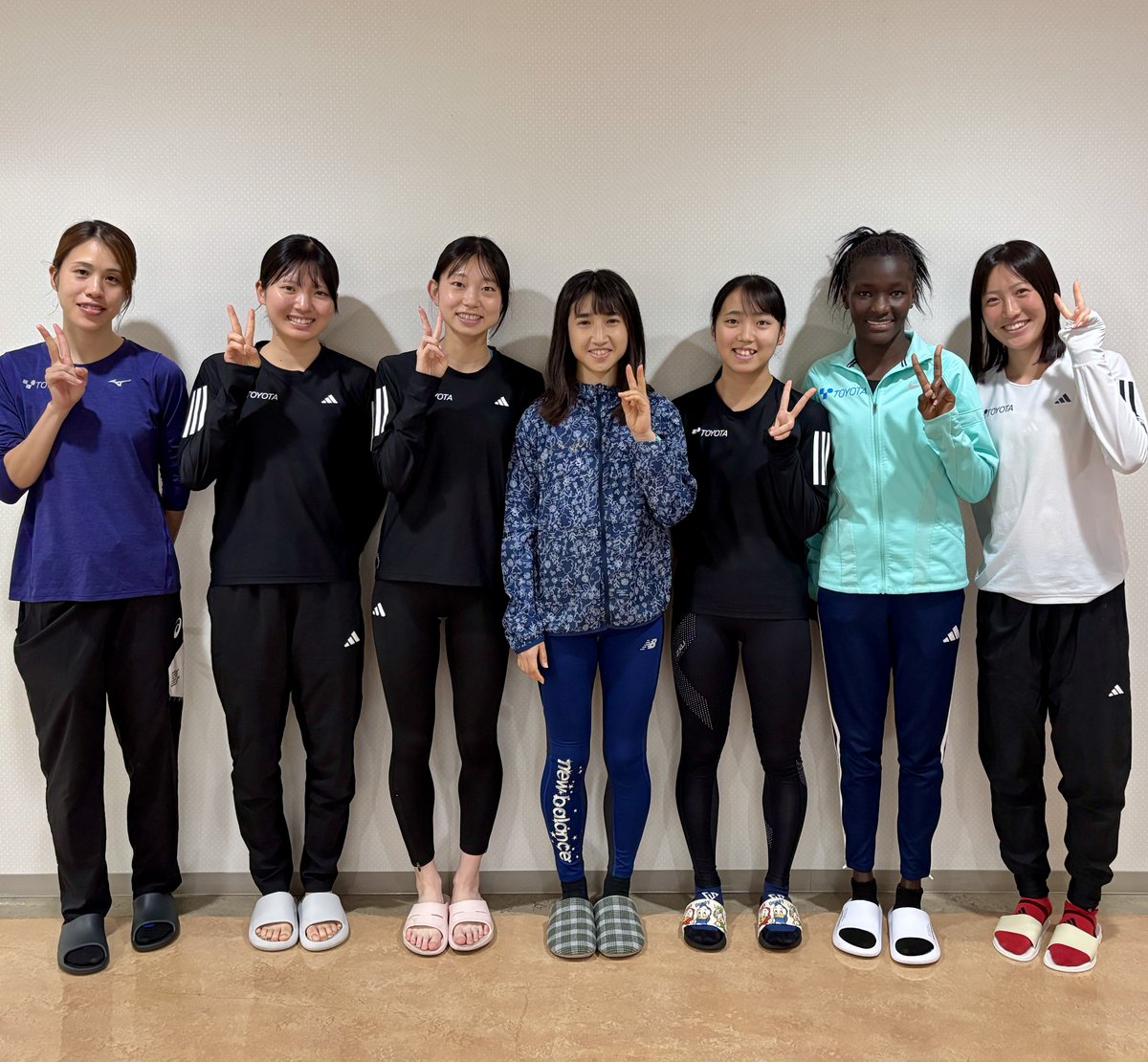 豊田自動織機シャイニーブルー SHOKKI SHINY BLUE tweet media