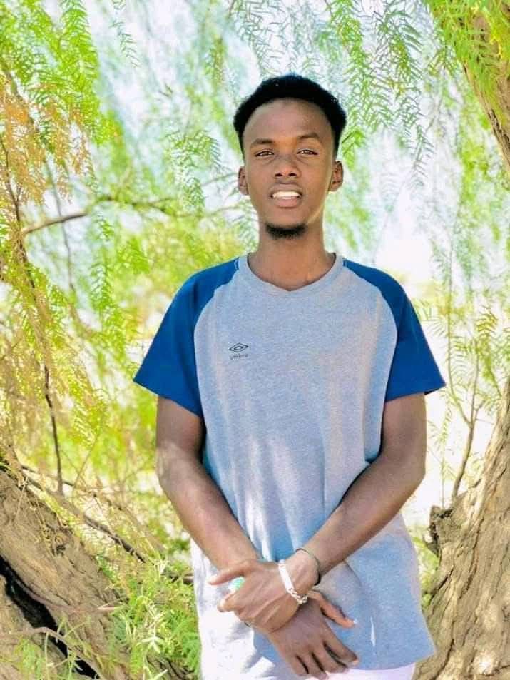 Abdirahman155A's tweet photo. #DEGDEG #Borame
Ilyaas Dharaar Cali (Dhukur), oo ka soo jeeda beesha Ciise, ayaa dhaawac culus loogu geystay magaalada Boorama.
Haatan waxaa lagu daweynayaa Isbitaalka Xidig ee xaafadda Sh. CISMAAN ee Boorama.
By Deegaan Media.
Gunimo guri gadabursi bay tala.๐ฏ https://t.co/1vcePinmXV