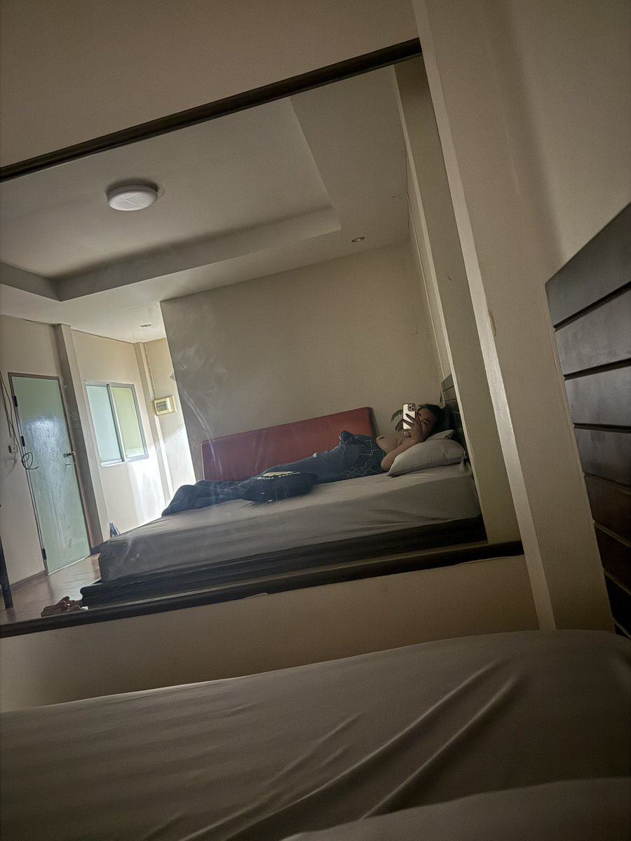 สาวสอง ชลบุรี tweet media