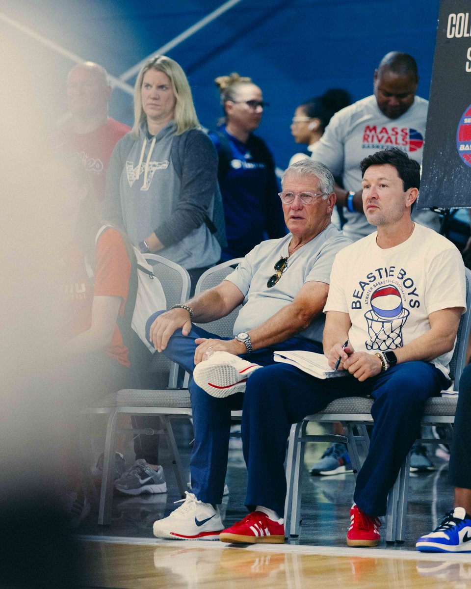 Select Events Basketball tweet media