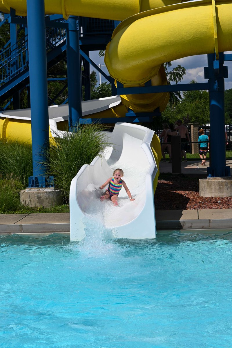 CityofFlorence's tweet image. Fill those Easter baskets with something that lasts all summer long! 
Give the gift of fun, sunshine, and splashes at the Florence Aquatic Center! 
🎟️ Memberships available online only—don’t miss the discounted rates!
ow.ly/AyQu50YCrM1
#FlorenceKY #SummerFun #AquaticCenter
