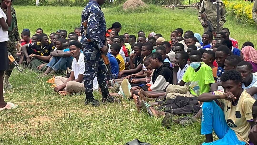 91.2 Crooze FM tweet media