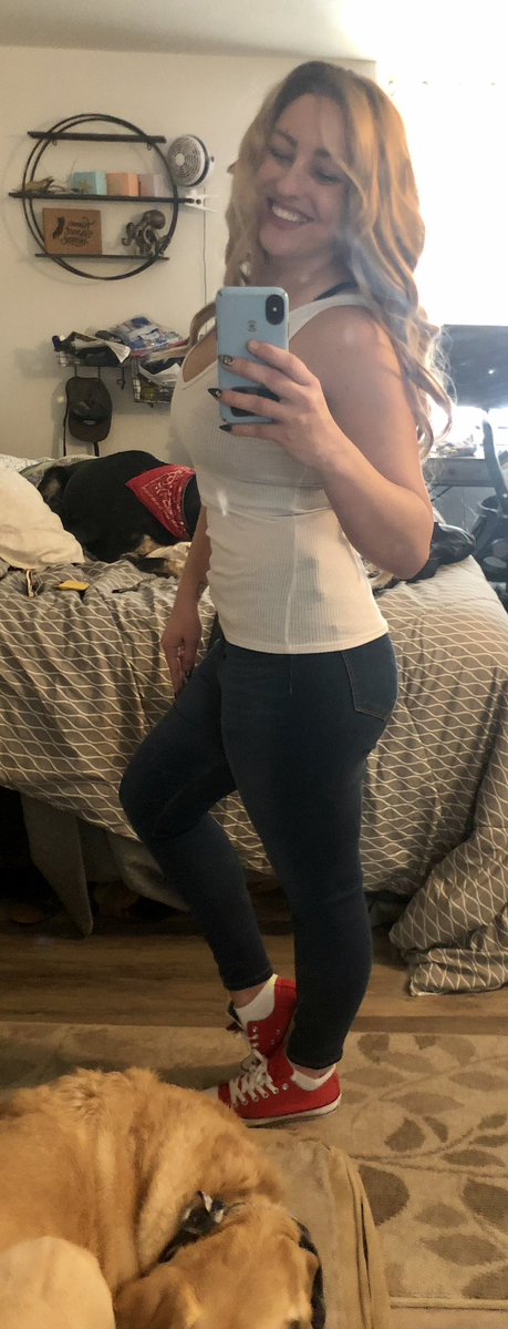 Holly Lin ⭕️ tweet media