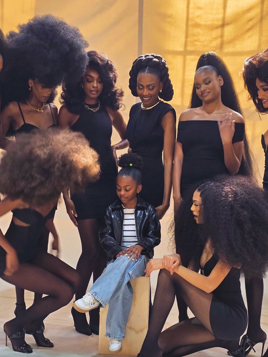 WELCOME TO BLACK TWlTTER tweet media