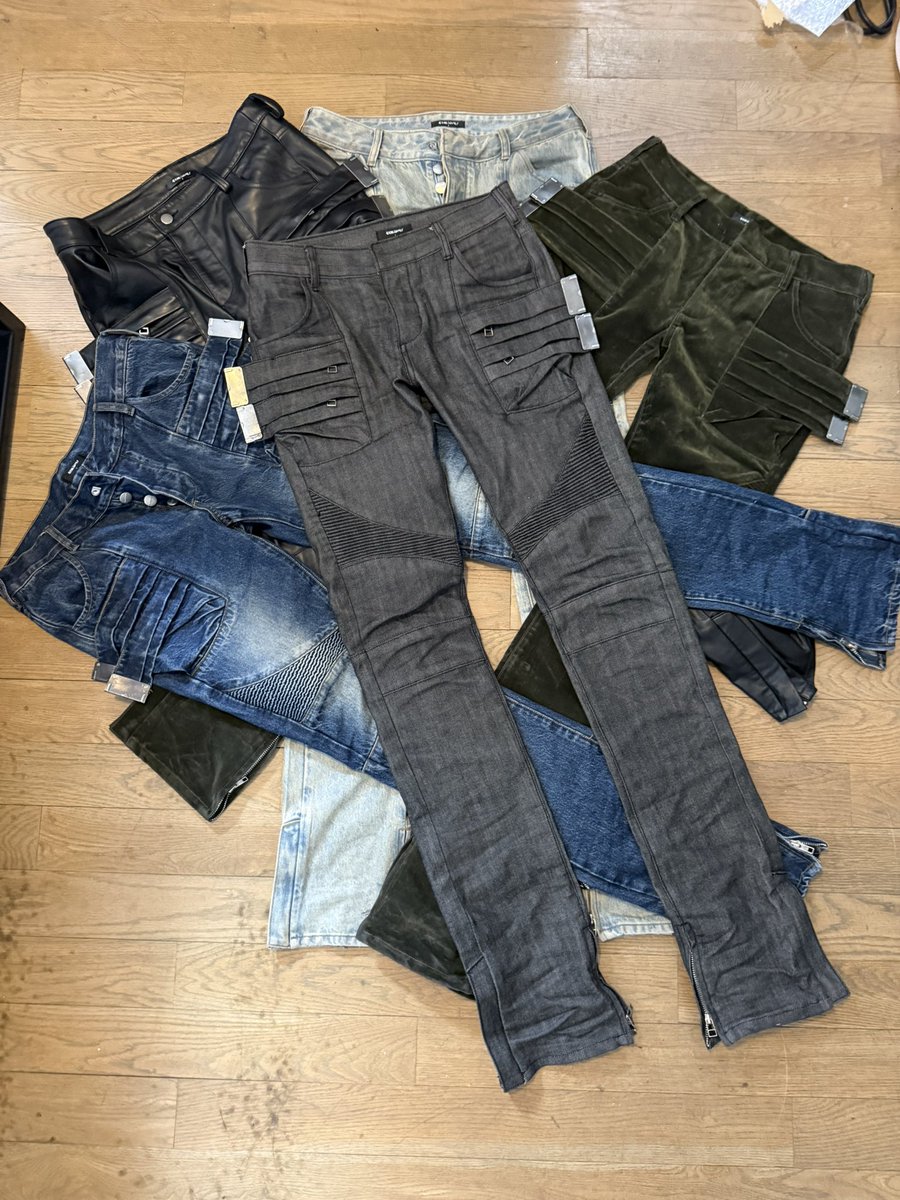 cleioner's tweet photo. Cleioner 2025 &amp; 2026 drek bikers and citreon moto pants https://t.co/VOtheYbgMd