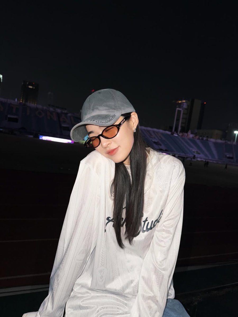 Linglingkwong_Official tweet media