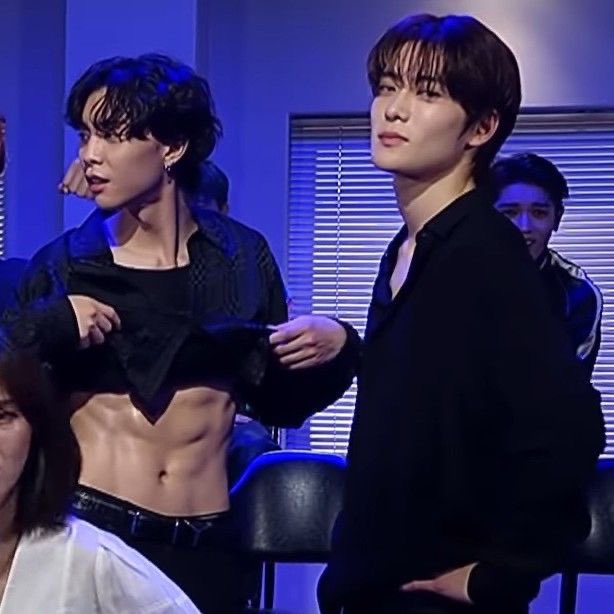 ⛾₍^. .^₎⟆ tweet media