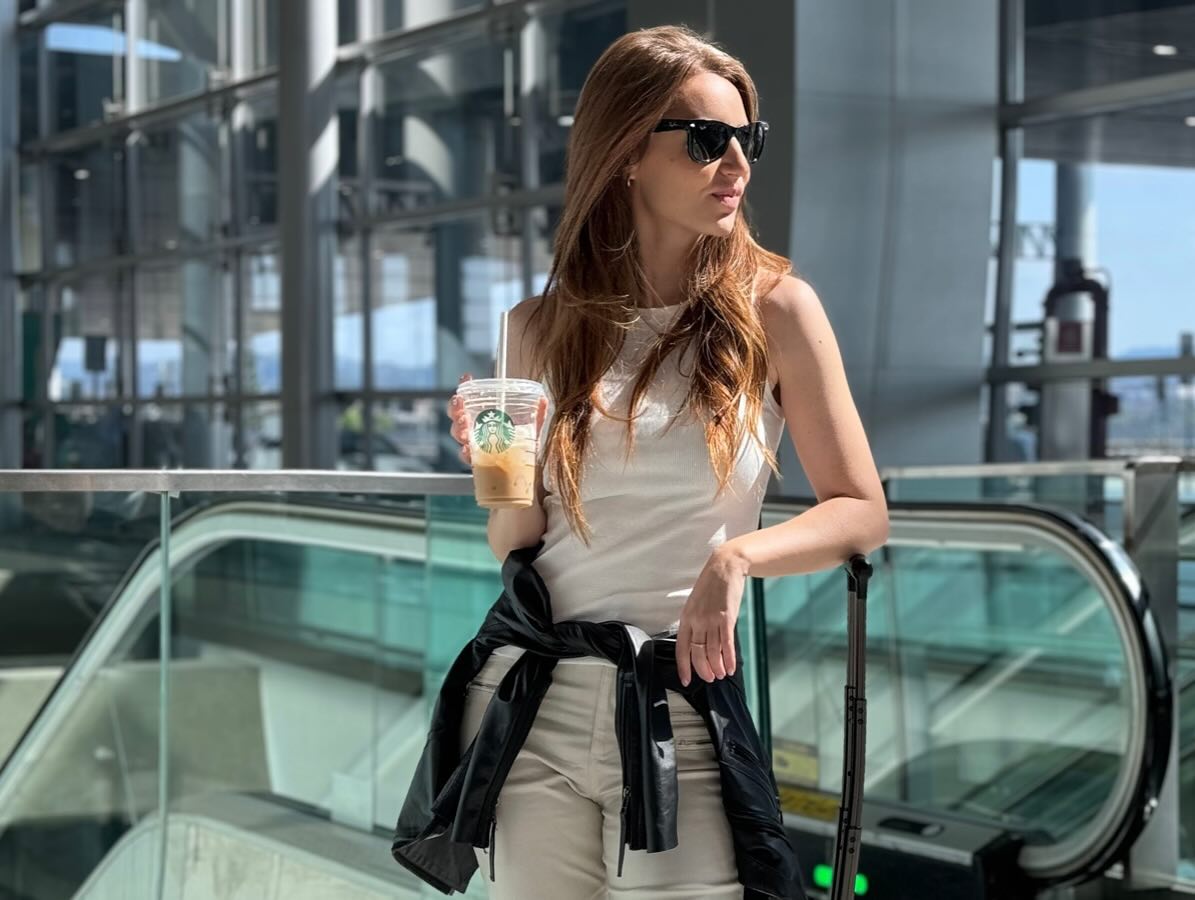 Selena Lane tweet media