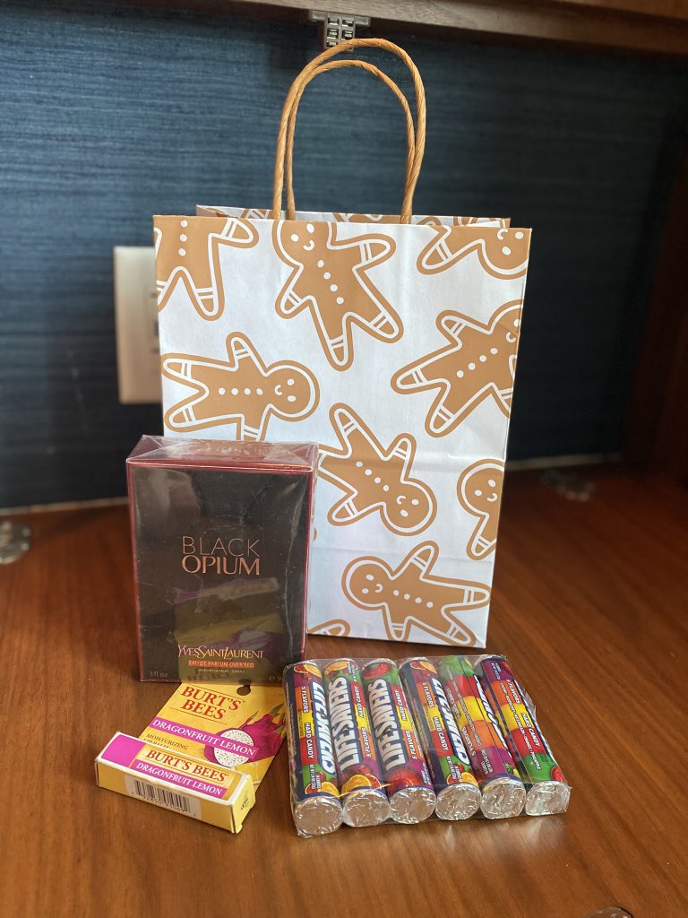 Thank you L, A, D &amp; H for treating me like a princess during my time in Washington DC. 

It feels good to be appreciated and care for coming back 🥰😚