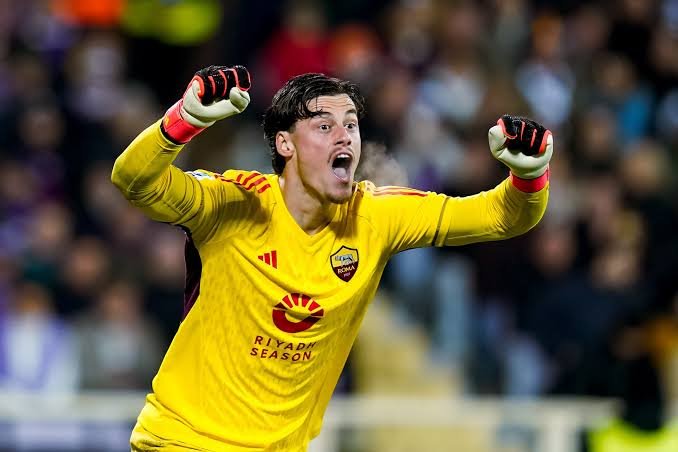 Vince™ tweet media