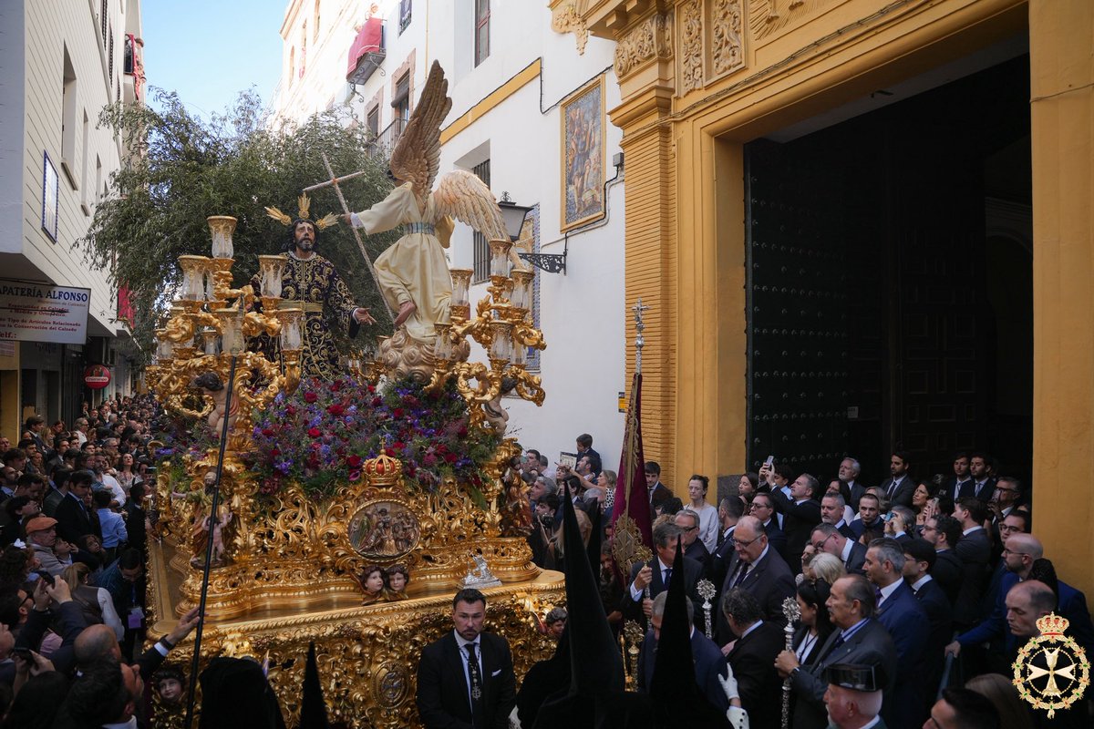 19:19h | #Montesion26

El Señor de la Oración ante la querida <a href="/HdadJavieres/">Los Javieres</a>.