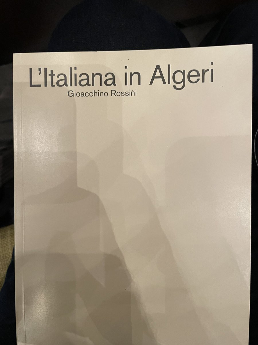 NiccoloTribolo's tweet image. Hallo @deutsche_oper, ich möchte die defekte Leuchte reklamieren!
#Rossini