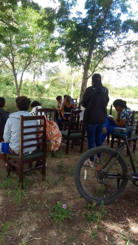 ManifiestoIpa's tweet photo. La juventud  de nuestro centro inmersa en diferentes actividades para  celebrar el 4 de abril, en este espacio se unen todos para mostrar que #CubaEsCoraje #CubaVencerá  #JuventudEsFuturo #TransformandoEtpCubana #CubaMined #Jobabo https://t.co/etSfWMQJ2z