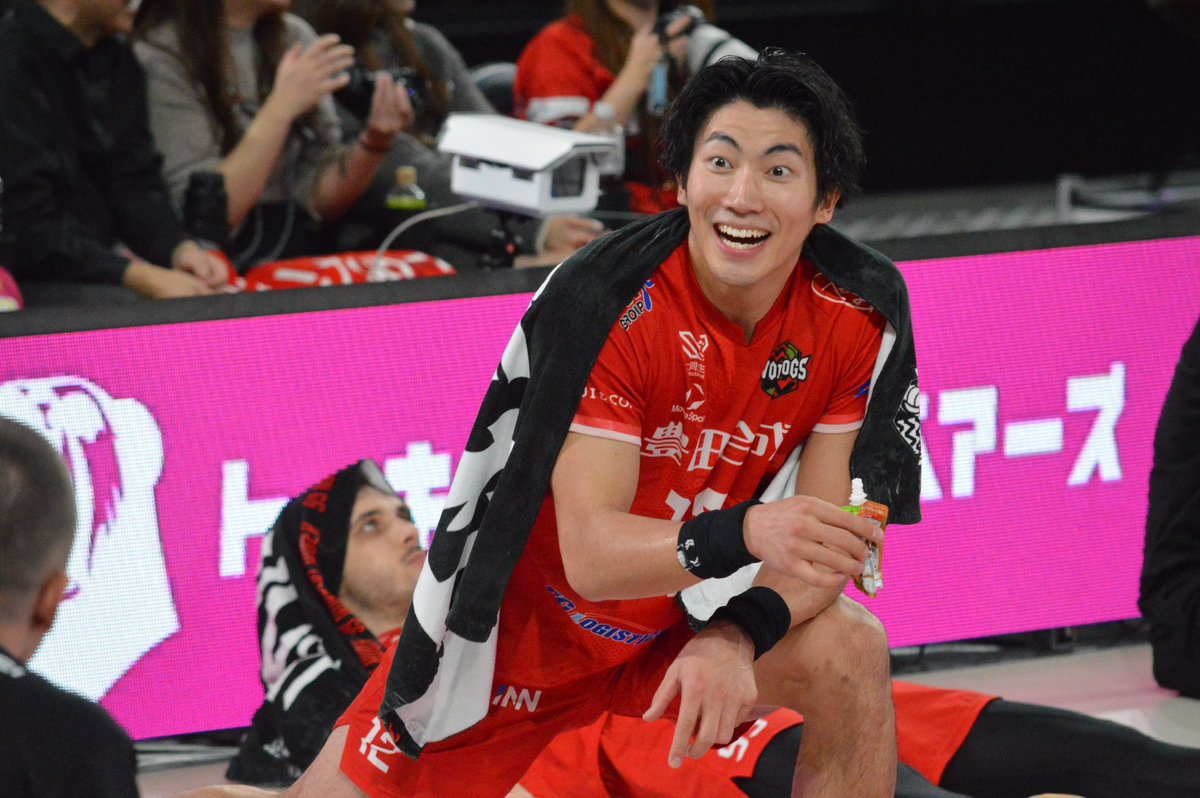 くりおね tweet media