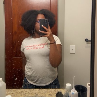 Case☀️ tweet media