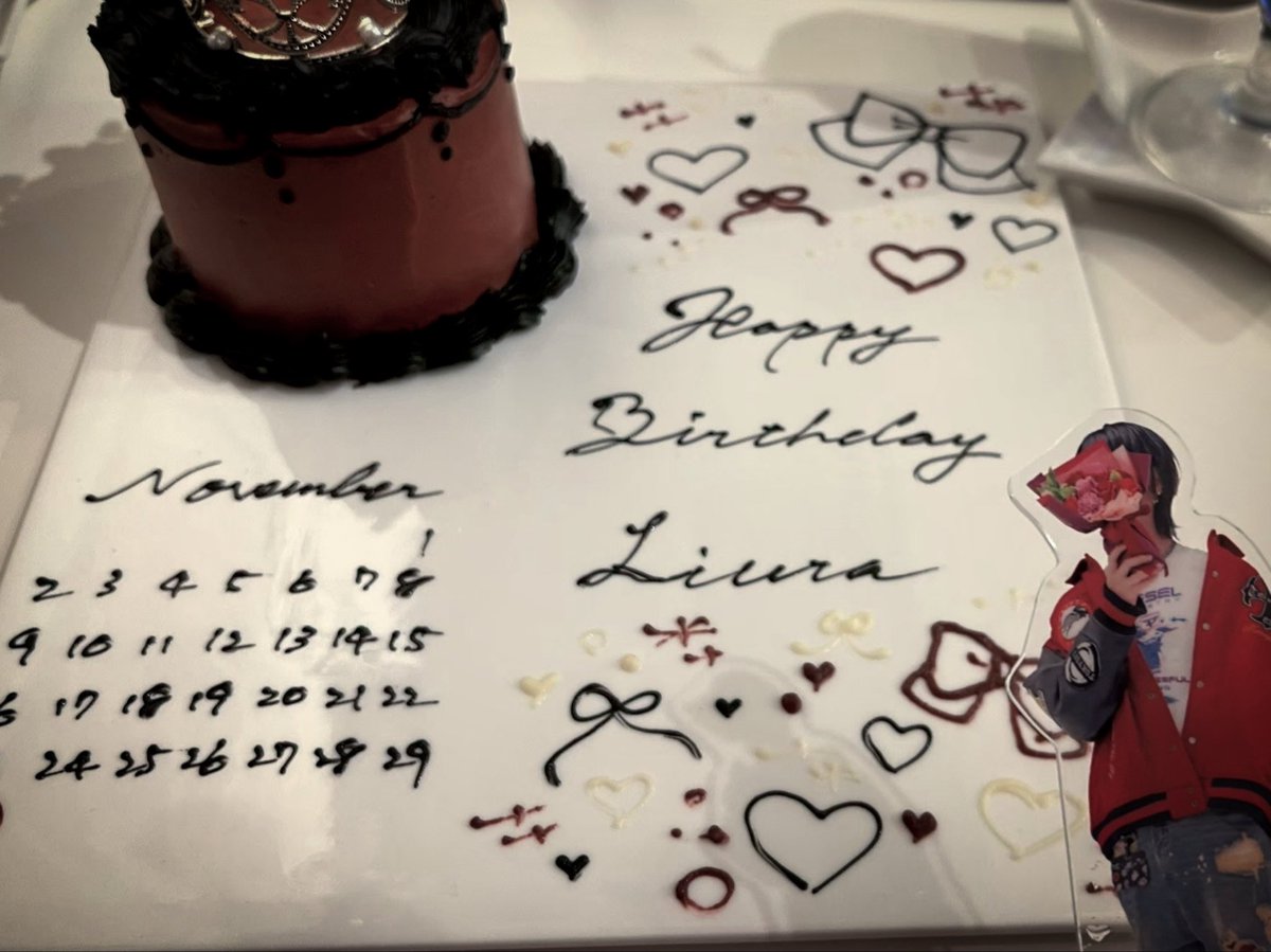 †❤︎ tweet media