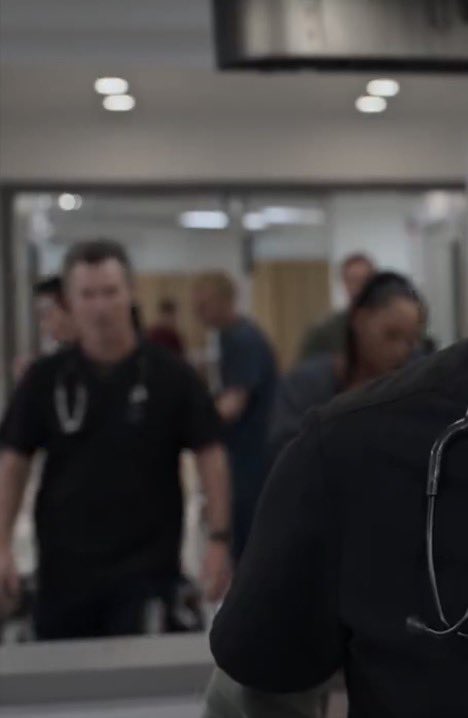 mohabbotz's tweet image. i see him in the background and i go #Crazy