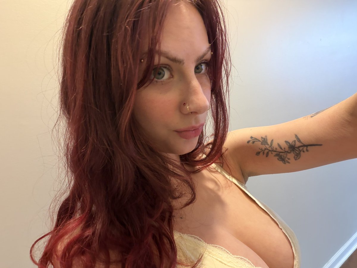 type2baddie tweet media