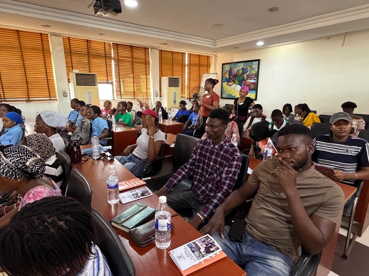 Russia in Nigeria tweet media