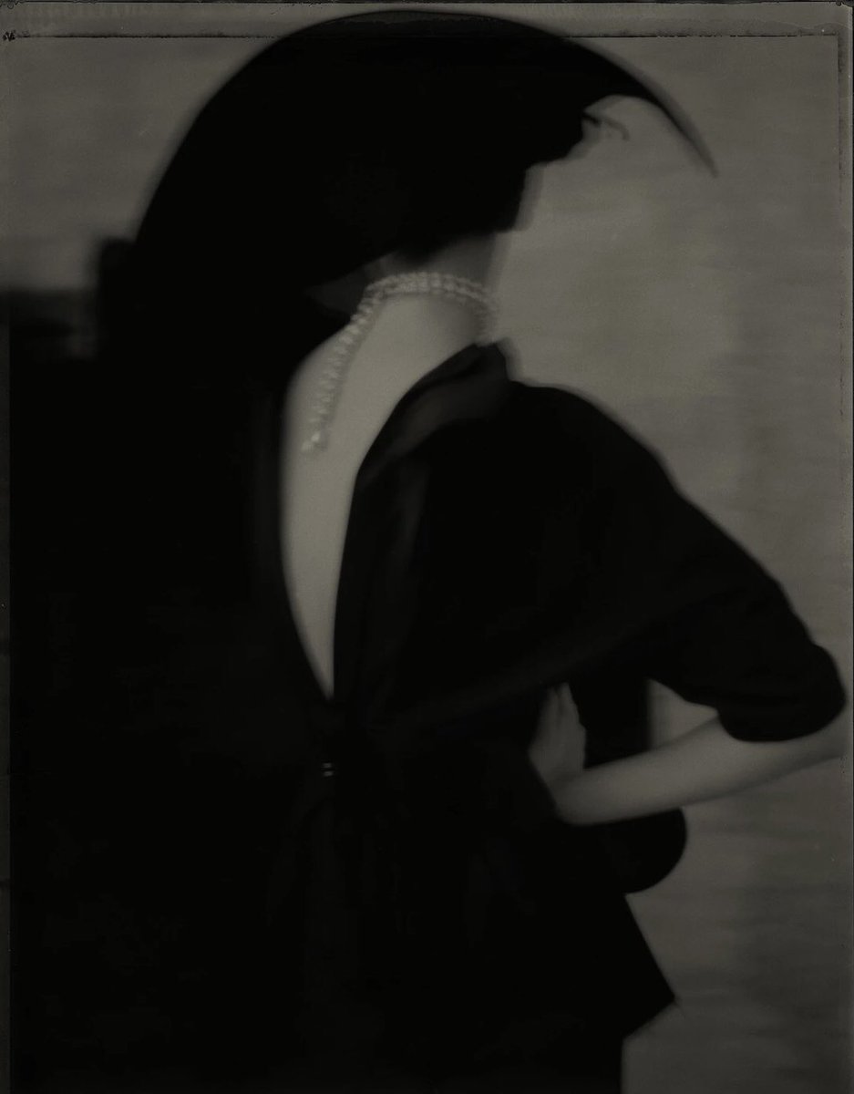 monoeilblog's tweet photo. Sarah Moon - L'Inconnue (2011)
#photo #foto #photography #sarahmoon https://t.co/VEhCmEHPmj