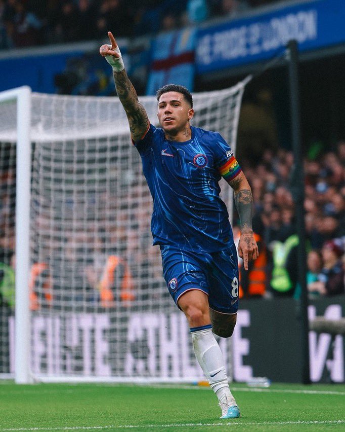 StuberGadget inc tweet media